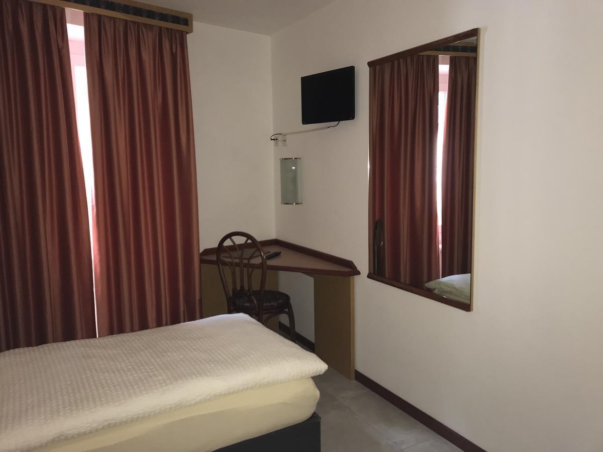 Albergo Nazionale Biasca Buitenkant foto